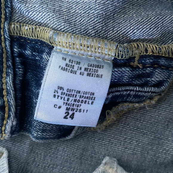 Vintage Guess Low Rise Jeans! (Size 24) - Picture 3 of 4